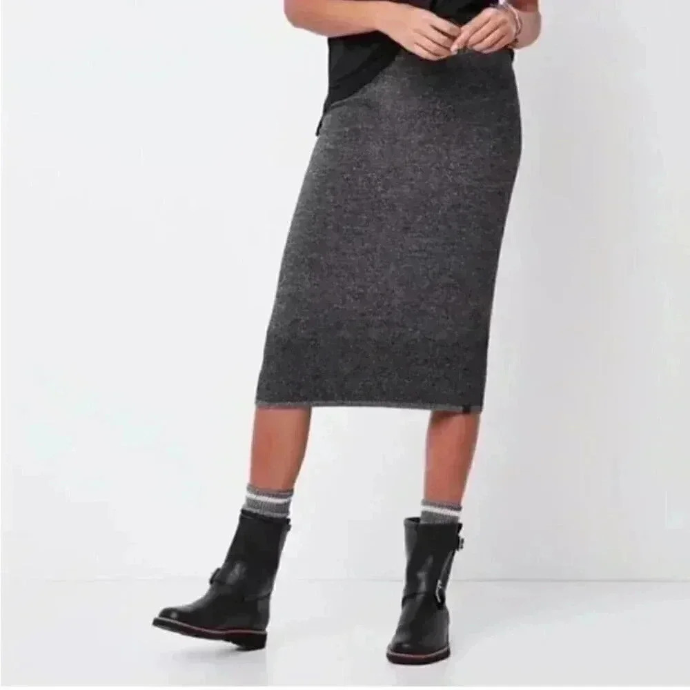 Roots casual heathered grey stylish trendy knee length bodycon chalet skirt M